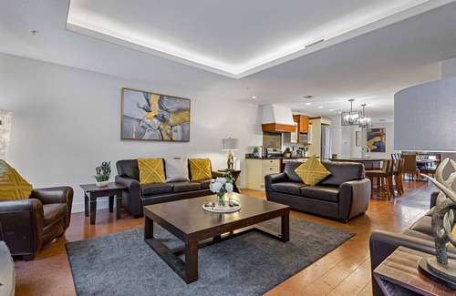 Canmore Apartment | ⭐The Hillside by Samsara BEST Luxury 1650SQF 3BEDROOM and 2BATHROOM