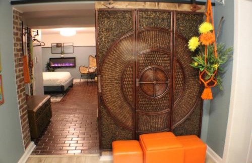 Abingdon Apartment | The Hippie Pad