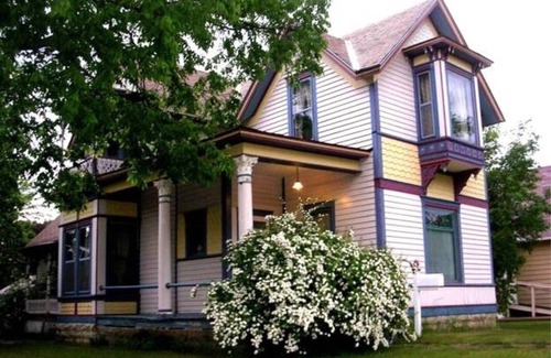 La Crosse House | The Historic A.C. Carter House - River Romance on the La Crosse Historical Tour!