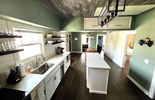 Sheboygan Falls Apartment | The Historic Downtown Suite