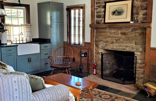 Sperryville House | The Historic Poorhouse at Cardinal Springs