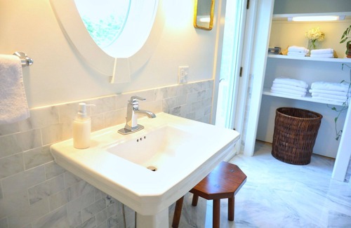 Frankenmuth Apartment | The Historical Franklin House
