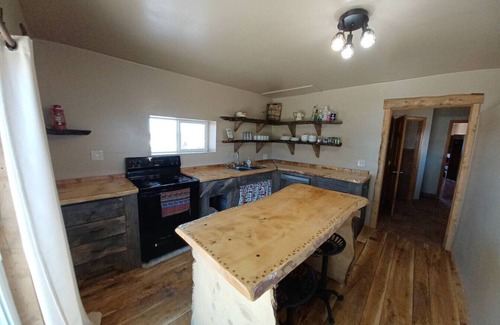 Alton House | The Hitching Post in Alton