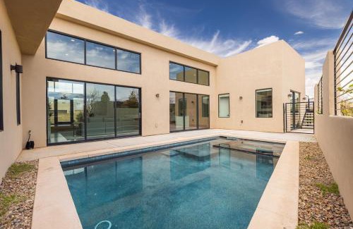 Hurricane House | The Hive at Sand Hollow Resort