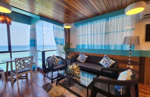 Male Hotel | The Hive Beach
