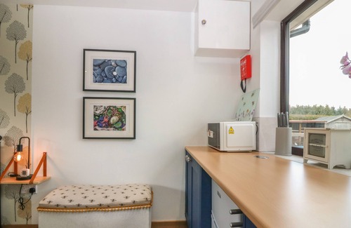 Stanley Cottage | THE HIVE, pet friendly, country holiday cottage in Stanley