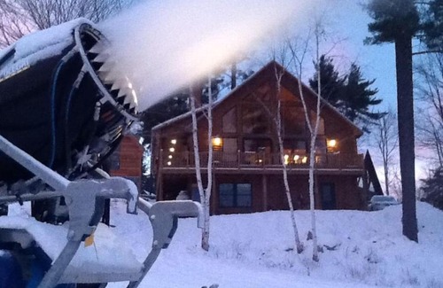 Bridgton House | The Hive Trailside At Pleasant Mnt Ski Area