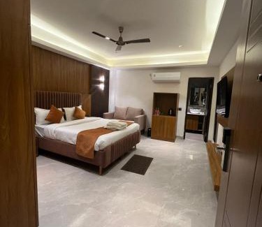 Noida Hotel | The Hoften Lotus Court, Noida