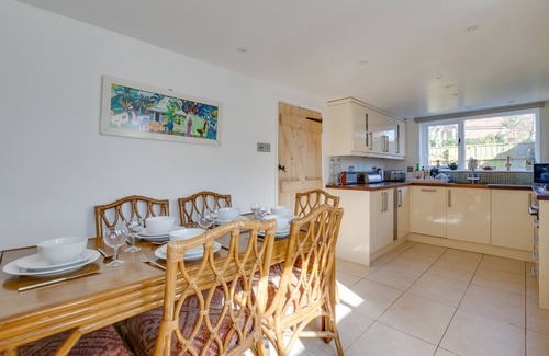 Reydon House | The Hollies - Three Bedroom House, Sleeps 6