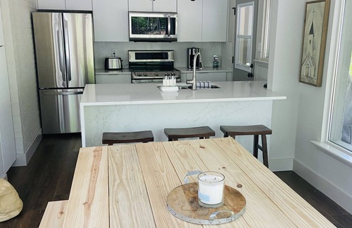 Little Kowaliga House | The Hollows 3 acres, 600’ of water, great sunsets, big sandy beach @ deep water