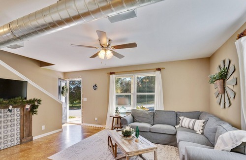 Demorest House | The Holly House In Downtown Demorest 2 Bedroom Home by Redawning