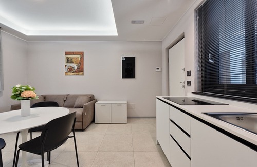 Aurora Apartment | The home of MaLu Apart Hotel: Appt Renoir