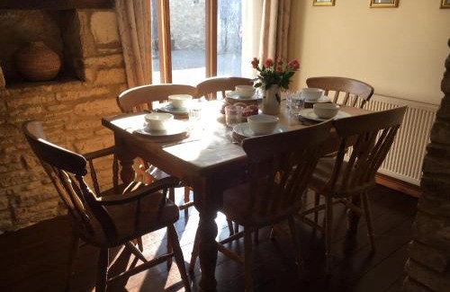 Corsham House | The Horse Barn