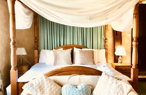 Herstmonceux Hotel | The Horseshoe Inn