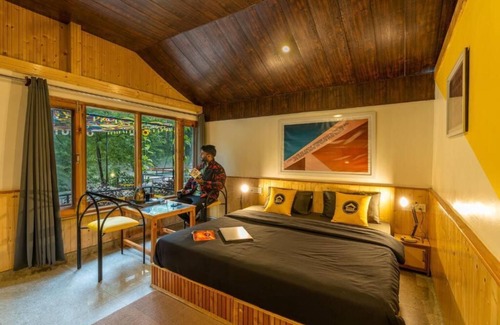 Kasol Hostel | The Hosteller Kasol, Riverside