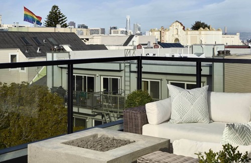 Eureka Valley House | The Hotel Castro | Work or Play in the Castro | King Classic Room