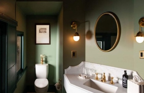 Downtown Chattanooga Hotel | The Hotel Chalet at The Choo Choo
