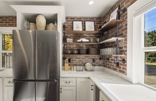Monroe Other | The House at Richardson Creek is a 20 bed Amenity-Rich Dutch Colonial Farmhouse