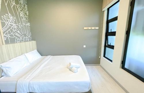 Downtown Kota Kinabalu Apartment | THE HOUSE of HAPPINESS JESSELTON QUAY