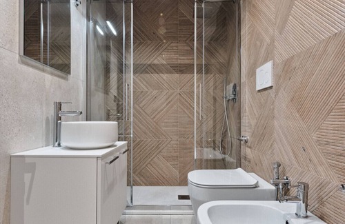 Aurora Apartment | The House Of MaLu Apart Hotel: Van Gogh Apartment