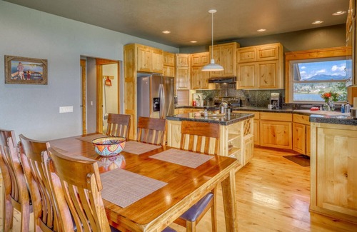 Lake Hatcher Park House | The House on the Point: Lakefront Home with Private Dock, Fireplace, Mountain Views, and 2 Garages!