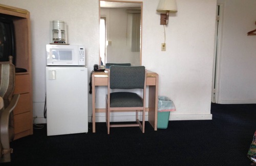 Redmond Hotel | The Hub Motel