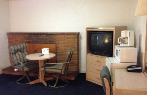 Redmond Hotel | The Hub Motel