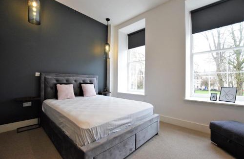 Saint Paul's Apartment | The Hubert - Your Apartment