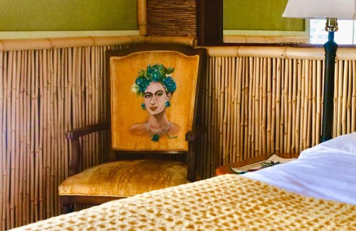 Christoval Hotel | The Huisache Room - The Ranch House Motel