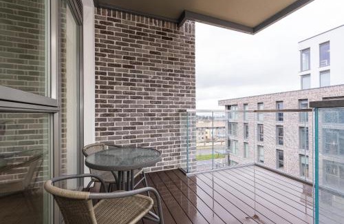 Sutton Cross Apartment | The Hunt One