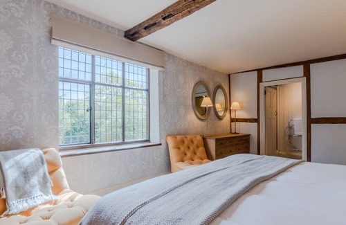 Alcester Other | The Hunting Lodge at Ragley Estate - sleeps 16 guests in 7 bedrooms
