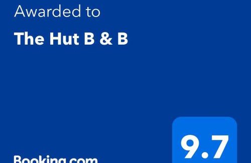 Newtown Apartment | The Hut B & B