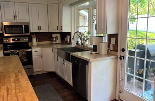 Christiansburg House | The Hydrangea House in Christiansburg