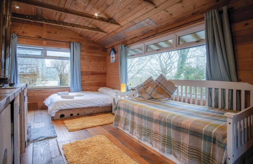 Castlemartin Apartment | The Hygge Hut - 1 Bed - Freshwest Beach Retreat
