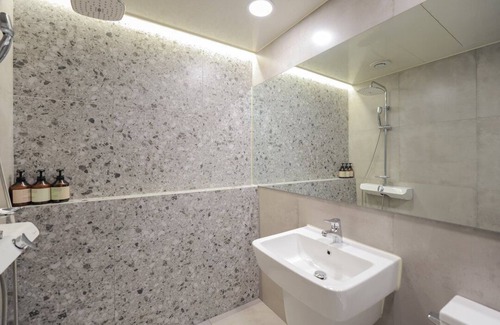 Osan Hotel | The Hyoosik Aank Hotel Osan