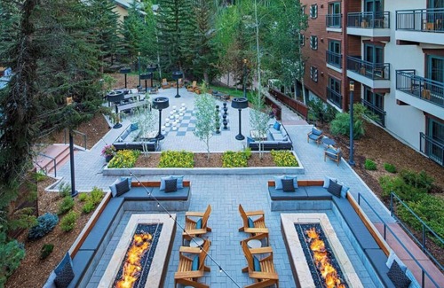 Vail Hotel | The Hythe Vail - King Room - walk to gondola, pool, dining, spa, gym onsite!