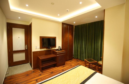 Okhla House | THE IC's Hotel
