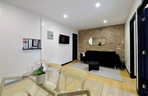 Rose Hill Apartment | The Ideal Vibe 8556