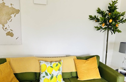 Ilkley Apartment | The Ilkley Hideaway ** Sleeps 5 ** with Parking