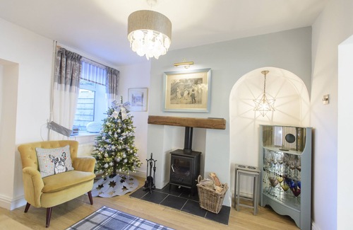 Lincoln Cottage | The Imp's Nook, a Beautiful, Bijou, Victorian Cottage in the Bailgate of Lincoln