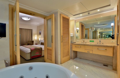 Rajkot Hotel | The Imperial Palace Hotel