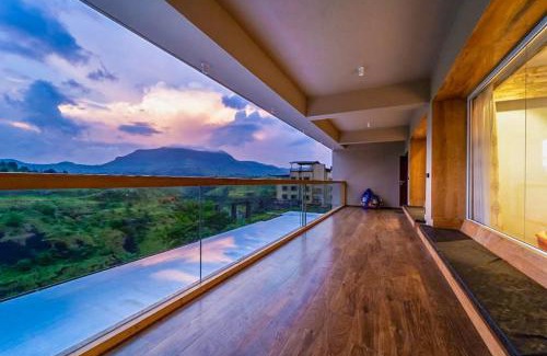 Igatpuri Bed & Breakfast | The Imperial Suites