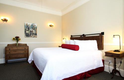 Sutter Creek Bed & Breakfast | The Inn at 161
