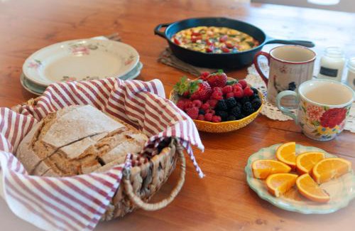 Whitley City Bed & Breakfast | The Inn at Beulah Farm - The Pen