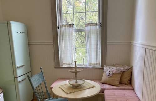 Fishkill Apartment | The Inn at Forge Brook 1818