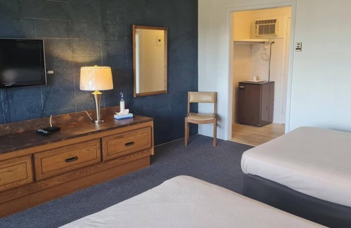 Thorold Hotel | The Inn at Lock Seven