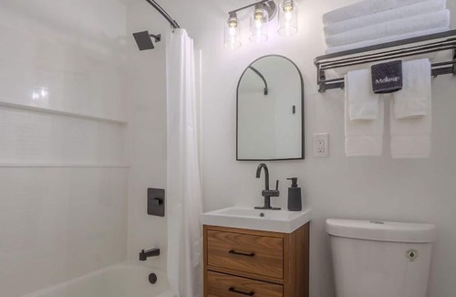 St Ignace Hotel | The Inn at Shady Pines