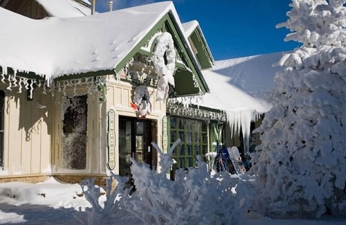 Snowshoe Hotel | The Inn at Snowshoe