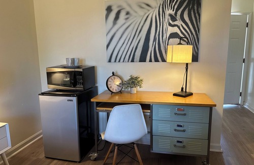 Lavonia Hotel | The Inn at Southern Oaks