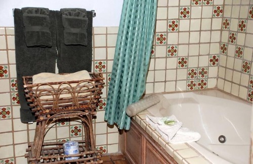 Espanola Bed & Breakfast | The Inn at the Delta